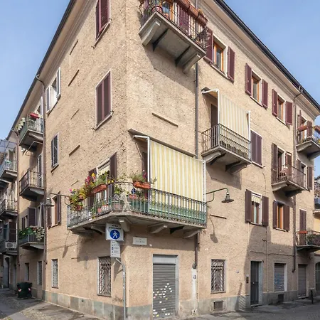 La Casetta Del Borgo Dipinto By Wonderful Italy Apartment Turin